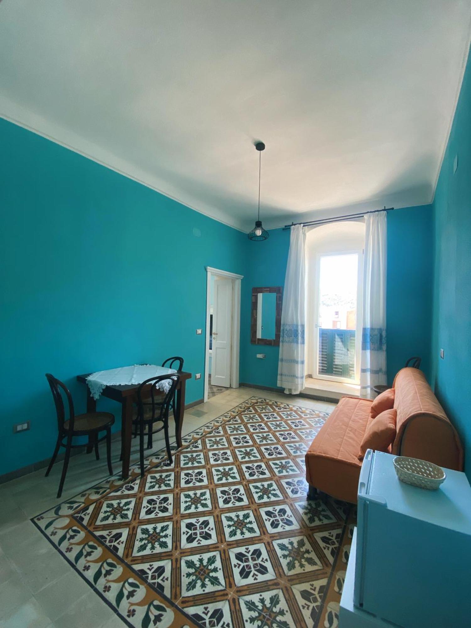 Tra I Due Ponti Bosa Exterior foto